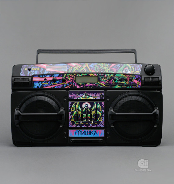 mishka-lasonic-bluetooth-ghetto-blaster-speaker-01-570x604
