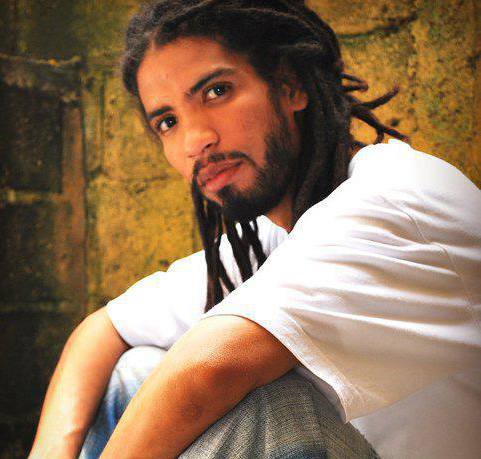 946822_518050951564854_1429015462_n