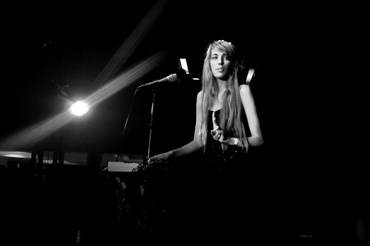 tumblr_mr3b2xMJ4c1s5r5cro1_1280