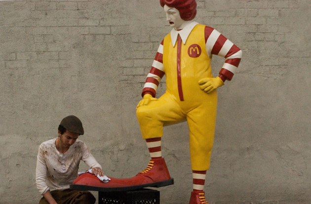 Banksy-Better-Out-Than-In-Day-16-Shoe-Shine-02