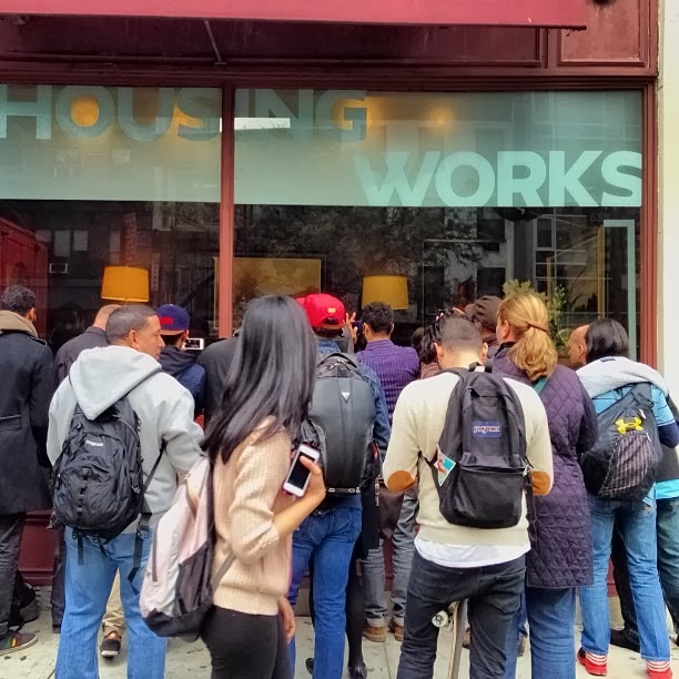 banksy_housingworks_crowd