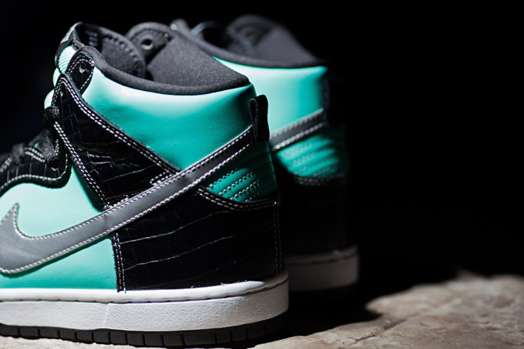 Nike-SB-Diamond-Dunk-Hi-Tiffany-02