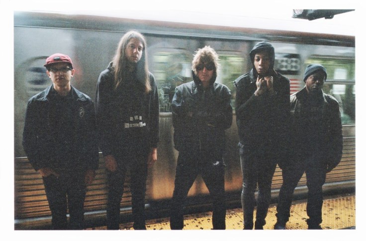 1003184_10151789364532095_357511343_n