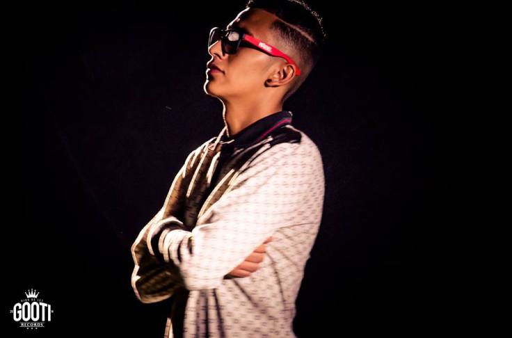 524528_806163542747129_1248011079_n