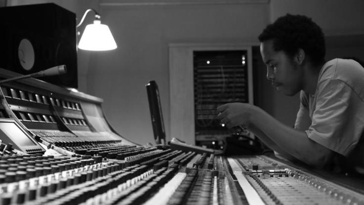 484897_288850507893996_641988503_n