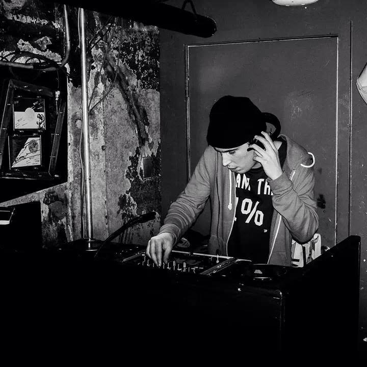 999618_754648701227283_600302310_n